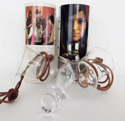 retro-hippie-hands-free-party-glass-necklaces