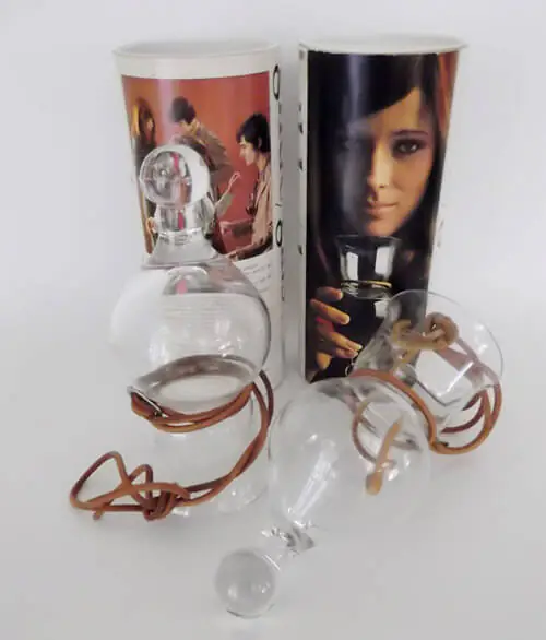 vintage-retro-hands-free-party-glasses
