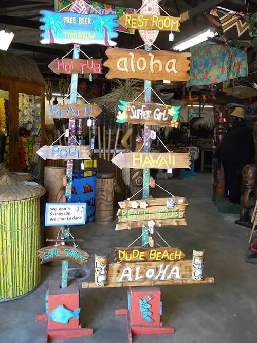 tiki-signs-from-Oceanic-Arts