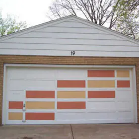 Mid-century-garage-door-painted