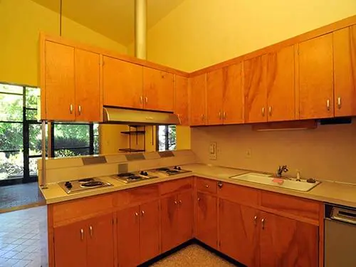 Mid-century-kitchen