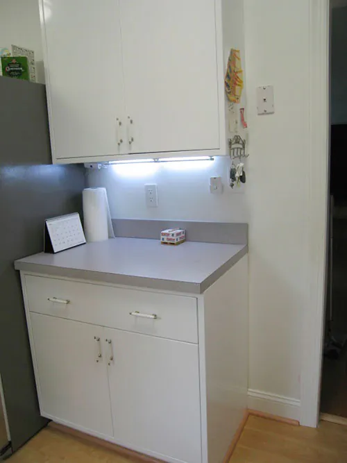 metal-kitchen-cabinets