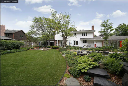 backyard-landscaping-retro