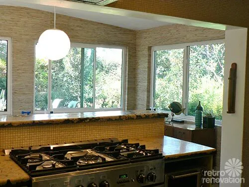 retro-modern-breakfast-bar