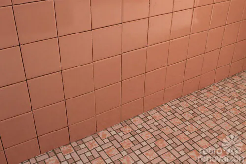 b&w-pink-tiles