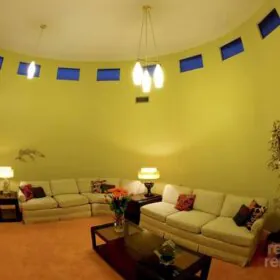 round-mid-century-living-room