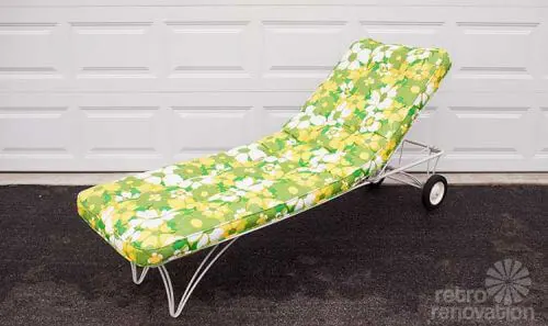 homecrest-lounge-vintage