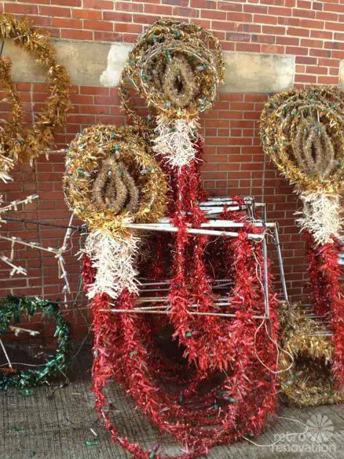 mid-century-tinsel-decoration
