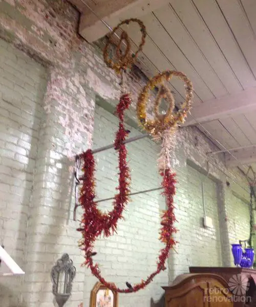 vintage-light-pole-Christmas