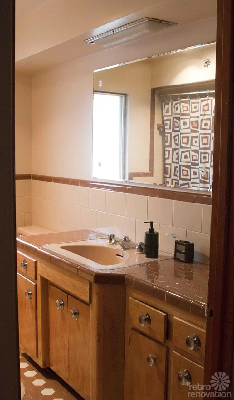 mid-century-bathroom-vanity