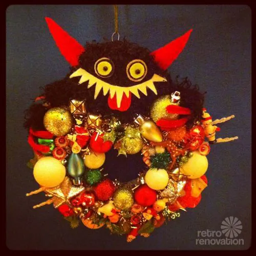 retro-krampus-ornament-wreath