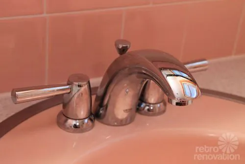 retro-style-faucet