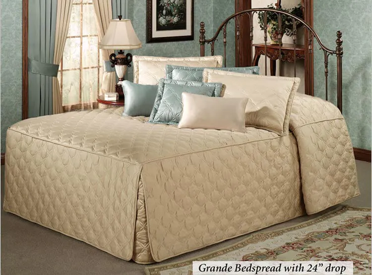 retrosilky-quilted-fitted-bedspread