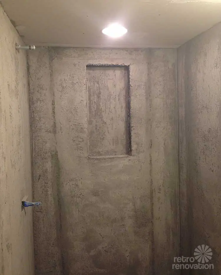 building-shower-niche