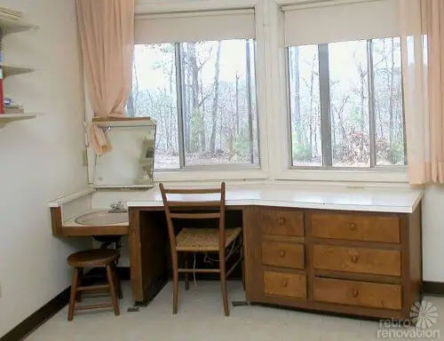 retro-hidden-vanity-sink