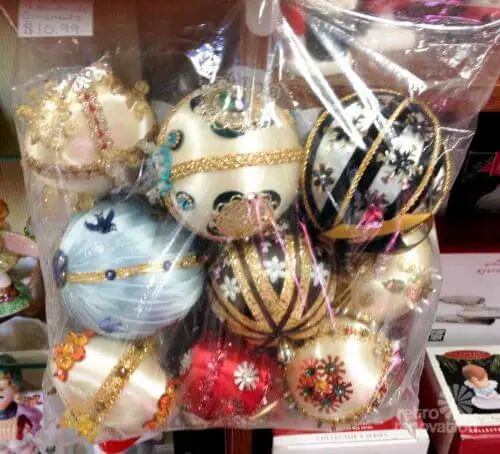 jewelled christmas ornaments