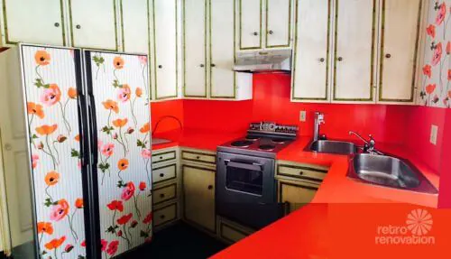 pool-house-kitchen