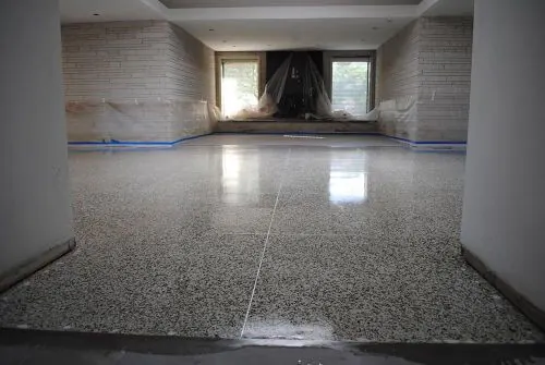 sealer-applied-to-terrazzo-floor