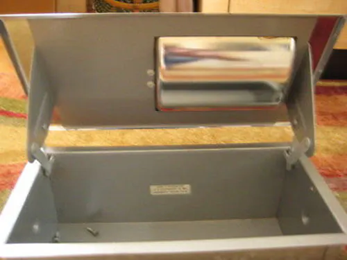 Vintage-Hall-Mack-Conceal-a-roll