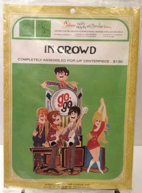 retro paper decor