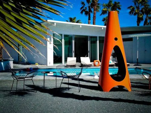 retro modern fire pit