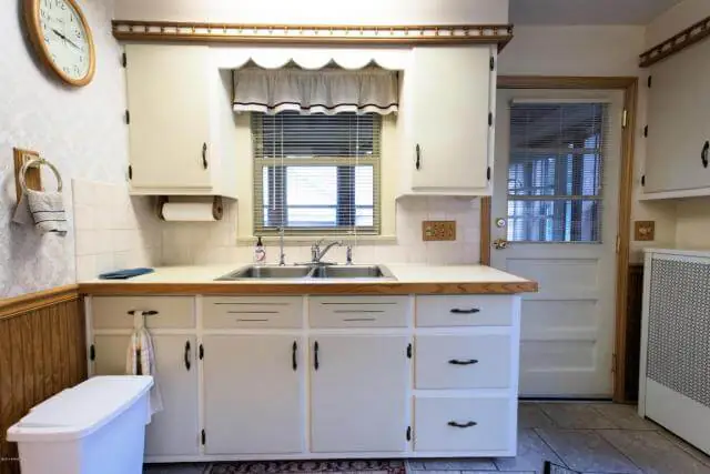 retro-kitchen