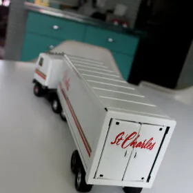 st. charles kitchen miniature truck