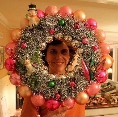 vintage-ornament-wreath-24