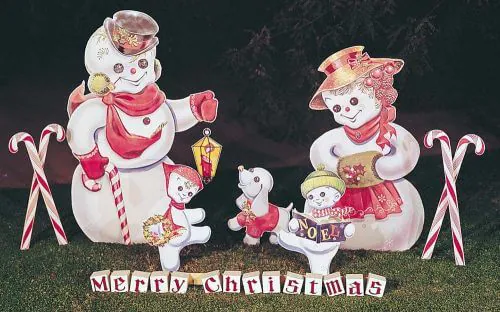 retro christmas yard display