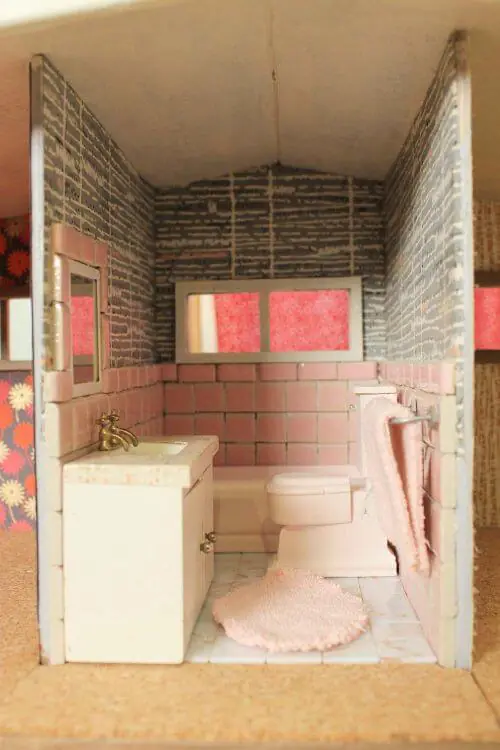 vintage dollhouse bathroom