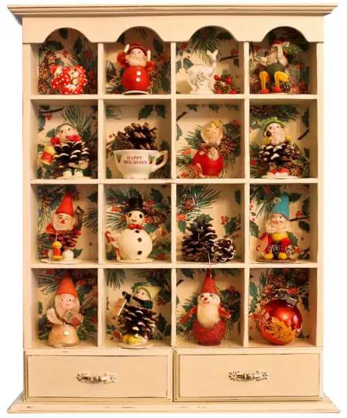 pinecone elves vintage