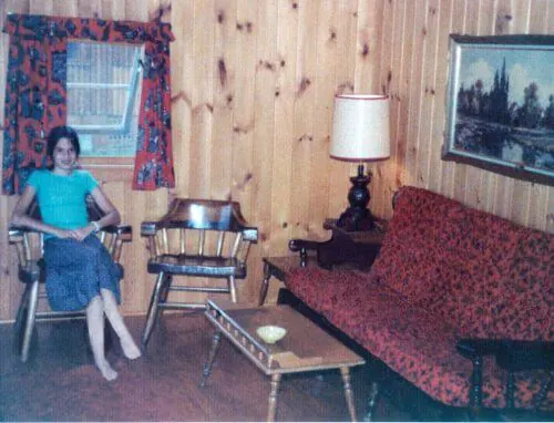 knotty pine