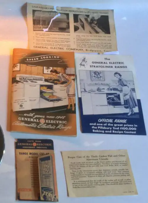 vintage GE Range brochure