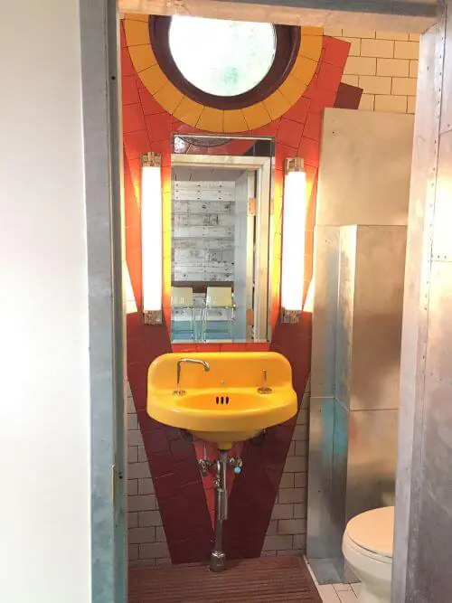 retro modern