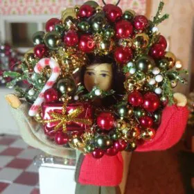 miniature christmas ornament wreath for a dollhouse