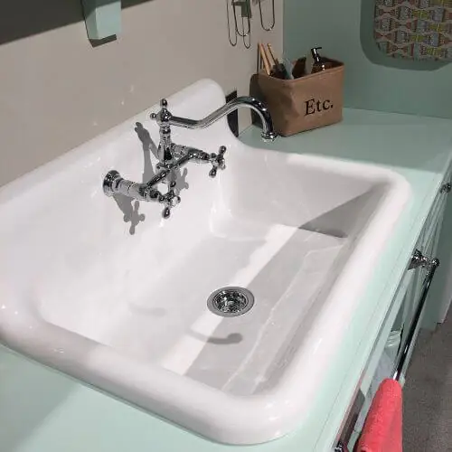 vintage style kitchen sink