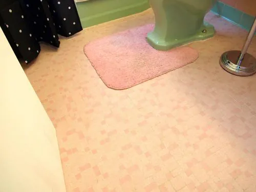 vintage bathroom tile