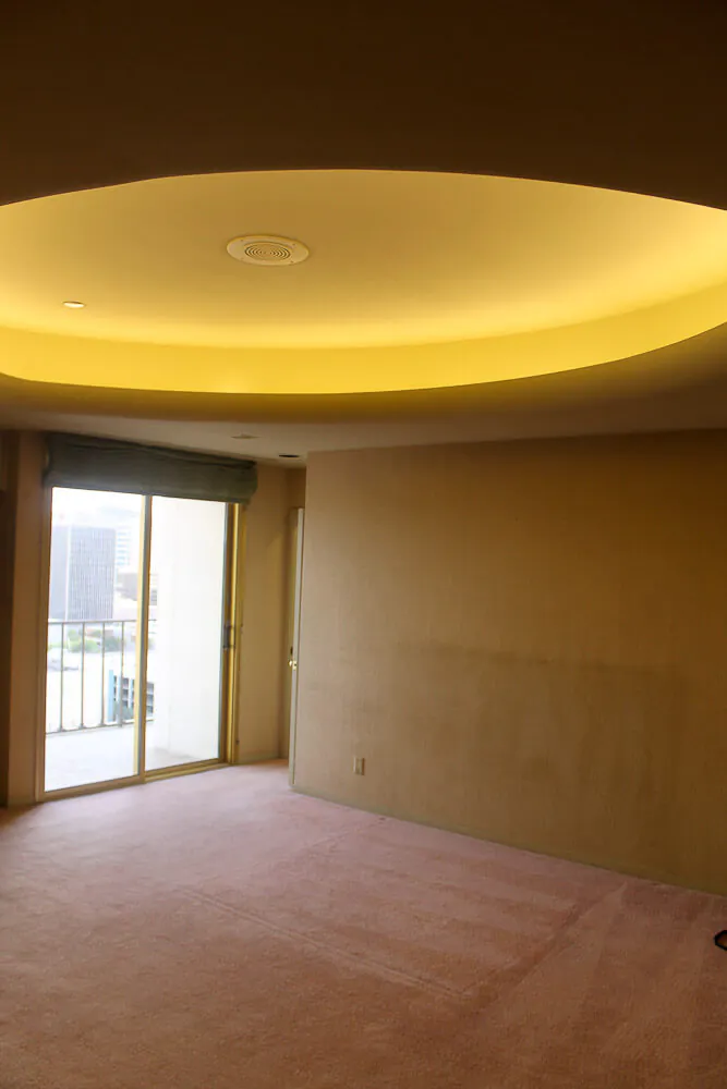 jackie gaughan penthouse apartment at the el cortez las vegas lighted circular tray ceiling