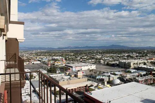 jackie-gaughan-apartment-el-cortez-16