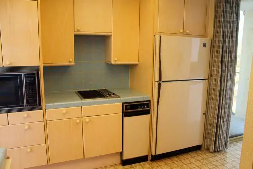 jackie-gaughan-apartment-el-cortez-3-3