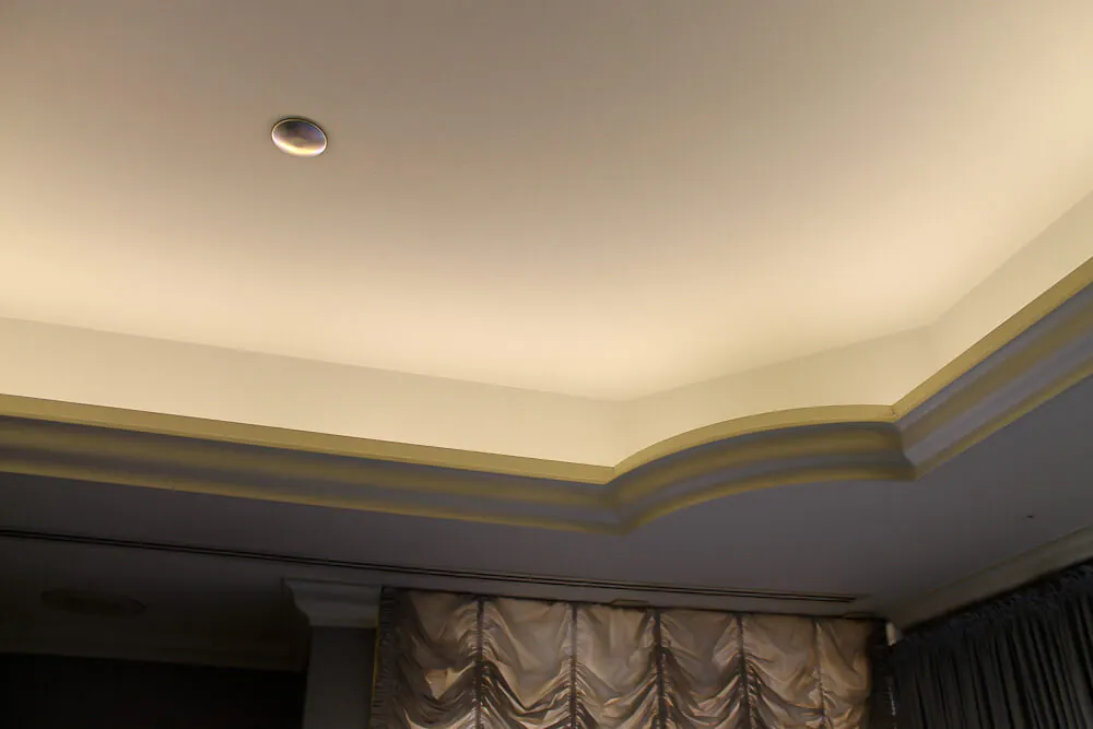jackie gaughan penthouse apartment at the el cortez las vegas lighted tray ceiling