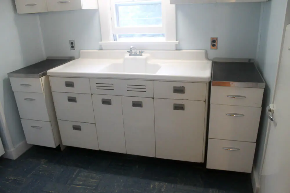 1948 kitchen