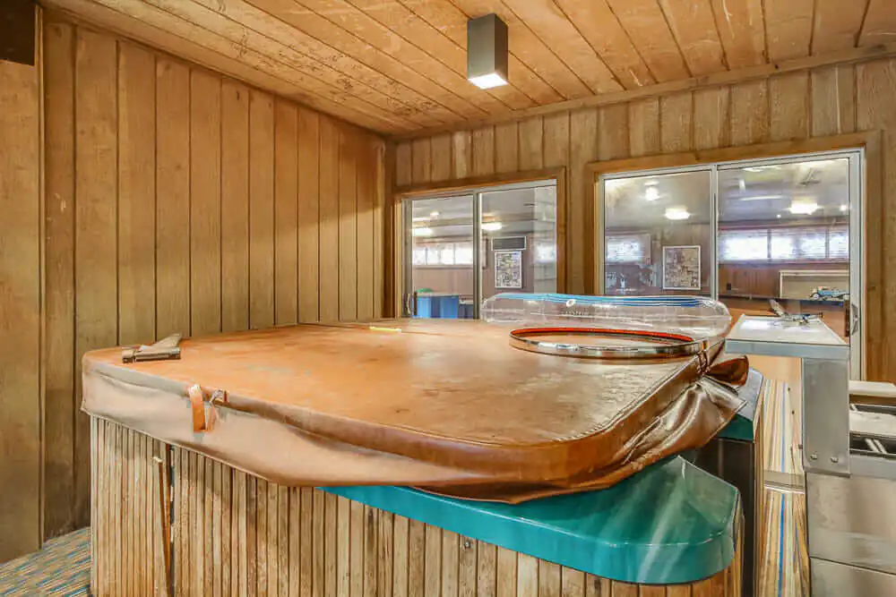 indoor hot tub