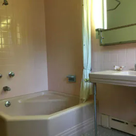 cinderella bath tub
