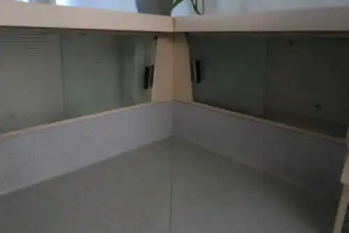 ge cabinette units in corner configuration